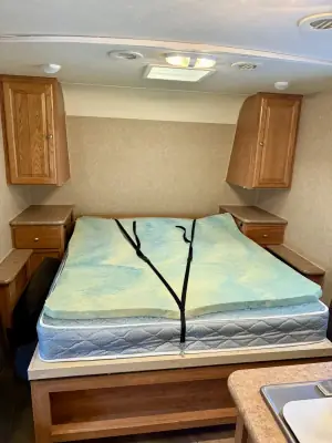 2011 Forest River Rockwood Ultra Lite 2601S photo 10