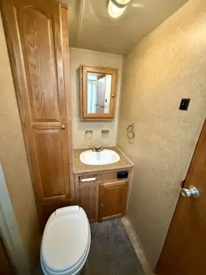 2011 Forest River Rockwood Ultra Lite 2601S photo 28