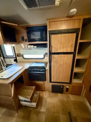 2011 Forest River Rockwood Ultra Lite 2601S photo 19