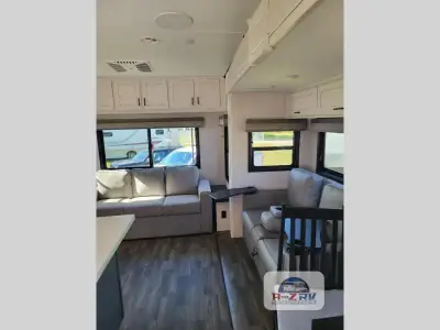 2024 Starcraft GSL 354MBH photo 6