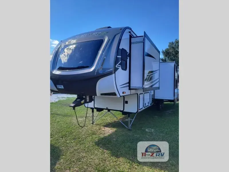 2024 Starcraft GSL 354MBH exterior