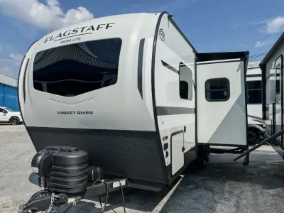 2027 Forest River Flagstaff Micro Lite 22FBS photo 15