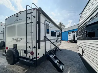 2027 Forest River Flagstaff Micro Lite 22FBS photo 10
