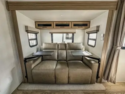 2027 Forest River Flagstaff Micro Lite 22FBS photo 18