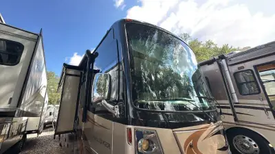 2017 Thor Motor Coach Challenger 37YT photo 49