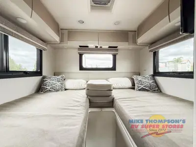2026 Thor Motor Coach Vegas photo 24