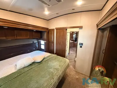 2016 Jayco NORTH POINT 383FLFS photo 8