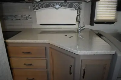 2020 Thor Motor Coach Hurricane 33X photo 20