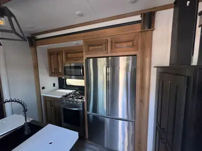 2022 Heartland Bighorn Fifth Wheel 3950FL photo 26