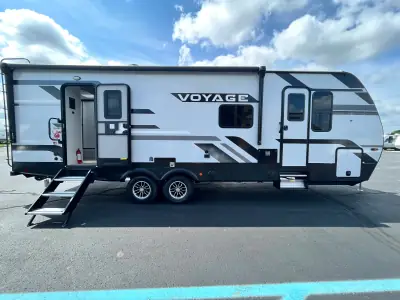 2024 Winnebago VOYAGE 2831RB photo 9