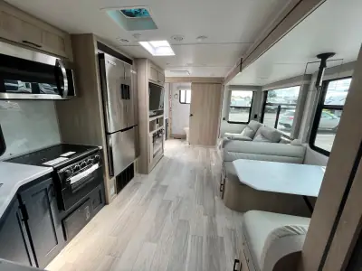 2024 Winnebago VOYAGE 2831RB photo 27