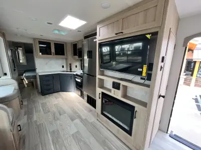 2024 Winnebago VOYAGE 2831RB photo 14