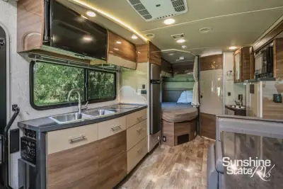 2017 Winnebago NAVION Navion 24J photo 13