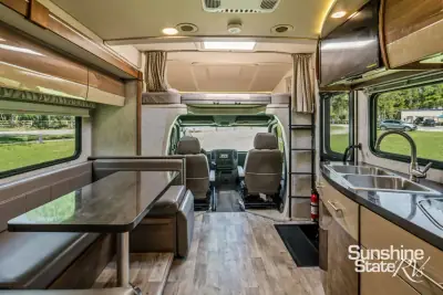 2017 Winnebago NAVION Navion 24J photo 17