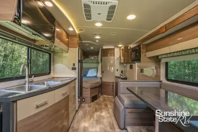 2017 Winnebago NAVION Navion 24J photo 12