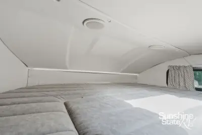 2017 Winnebago NAVION Navion 24J photo 18