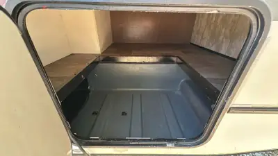 2019 Winnebago Outlook 22E photo 48