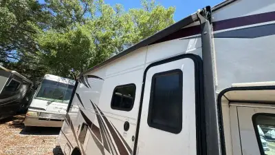 2019 Winnebago Outlook 22E photo 36