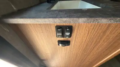 2019 Winnebago Outlook 22E photo 35