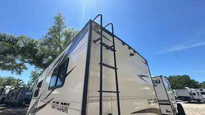 2019 Winnebago Outlook 22E photo 49