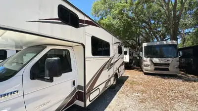 2019 Winnebago Outlook 22E photo 44