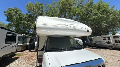 2019 Winnebago Outlook 22E photo 42