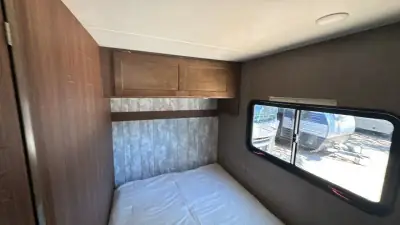 2019 Winnebago Outlook 22E photo 27