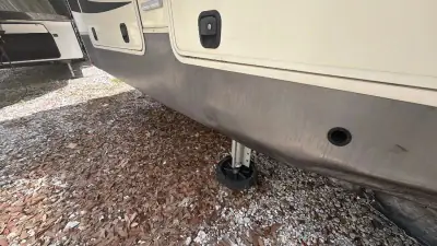 2021 Grand Design Solitude Fifth Wheel 375RES photo 11