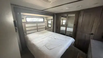 2021 Grand Design Solitude Fifth Wheel 375RES photo 35