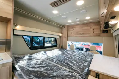 2025 Chinook Maverick EB 360 AWD photo 14