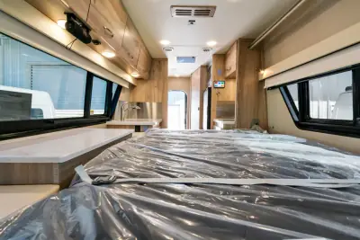 2025 Chinook Maverick EB 360 AWD photo 17