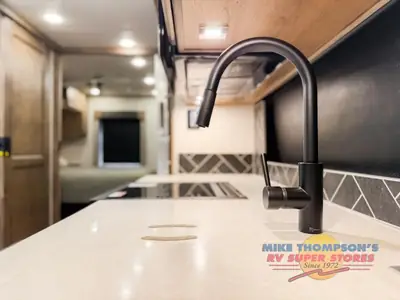 2026 Tiffin Motorhomes Open Road Allegro photo 22