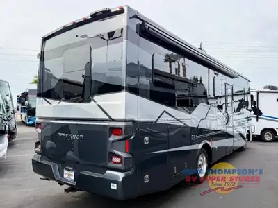 2026 Tiffin Motorhomes Open Road Allegro photo 5