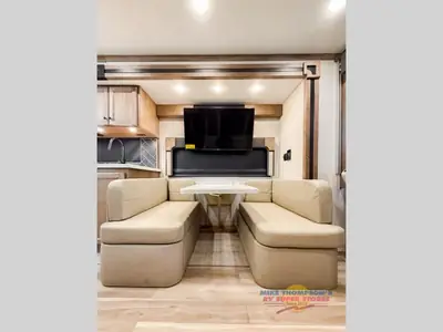 2026 Tiffin Motorhomes Open Road Allegro photo 13