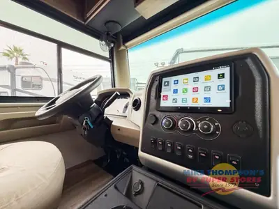 2026 Tiffin Motorhomes Open Road Allegro photo 9