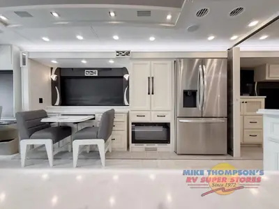 2026 Tiffin Motorhomes Phaeton photo 14