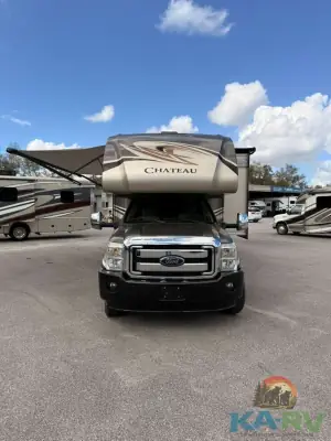 2017 Thor Motor Coach CHATEAU 35SB photo 3