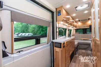 2024 Coachmen GALLERIA 24FL LI3 AWD photo 11