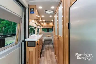2024 Coachmen GALLERIA 24FL LI3 AWD photo 12