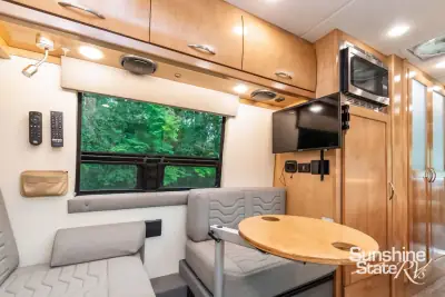 2024 Coachmen GALLERIA 24FL LI3 AWD photo 20