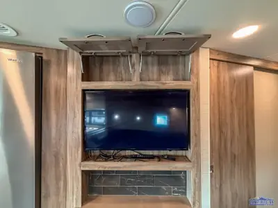 2019 Jayco Precept 33U photo 43