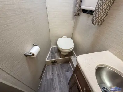 2019 Jayco Precept 33U photo 50