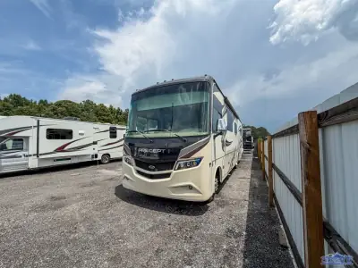 2019 Jayco Precept 33U photo 4
