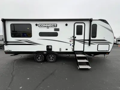 2023 K-Z CONNECT SE C221RESE photo 9