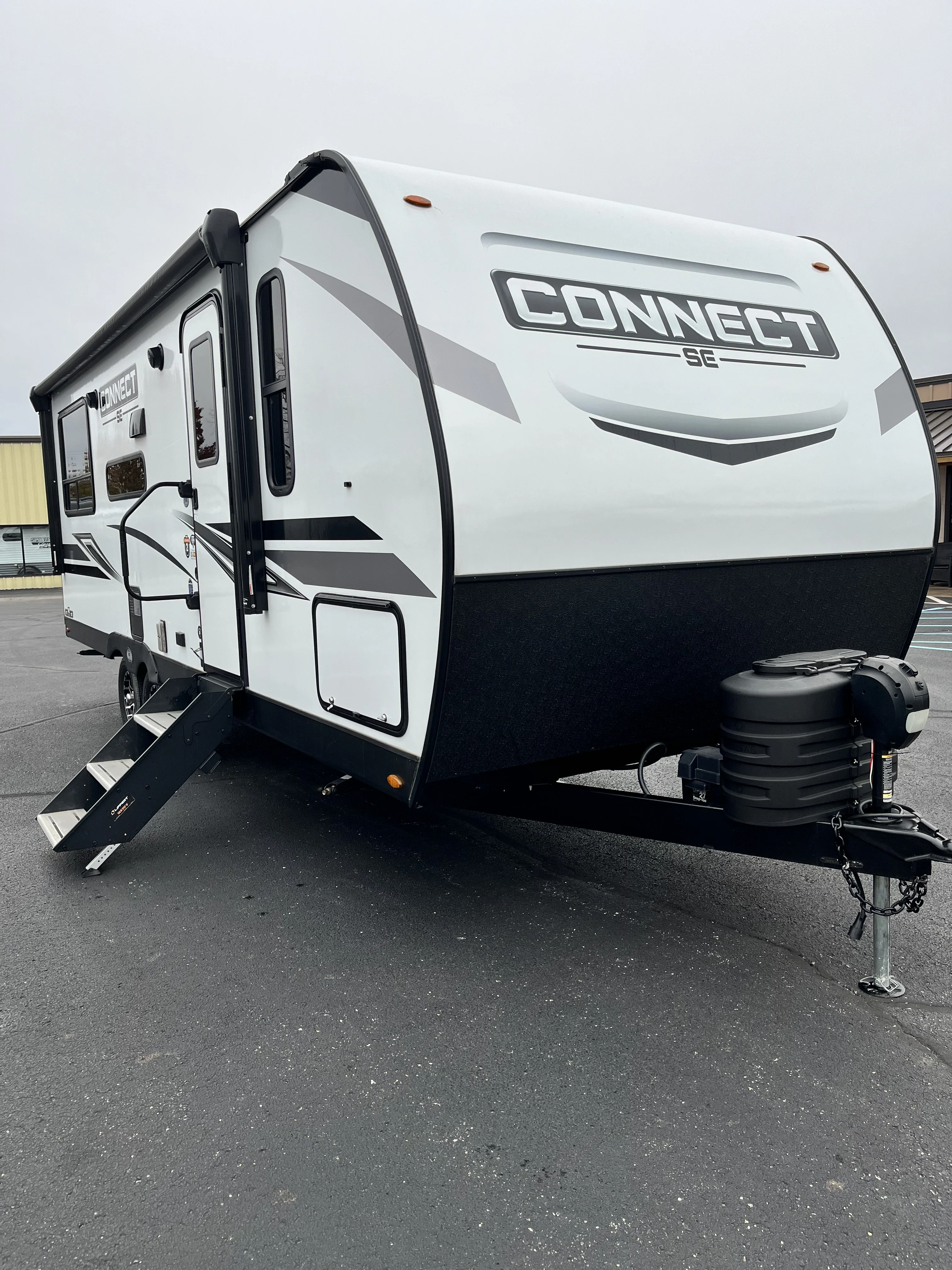 2023 K-Z CONNECT SE C221RESE exterior