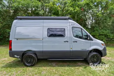 2027 Tiffin Motorhomes GH1 SE 19SAV photo 2