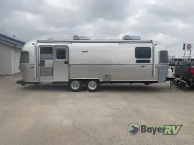 2026 Airstream Stetson 6666 Special Edition Queen Bed