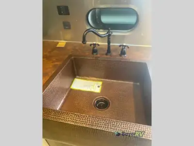 2026 Airstream Stetson 6666 Special Edition Queen Bed photo 24