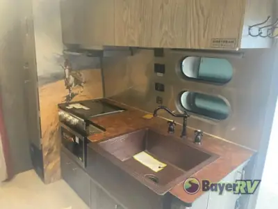 2026 Airstream Stetson 6666 Special Edition Queen Bed photo 12