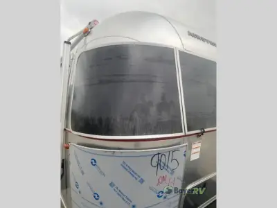 2026 Airstream Stetson 6666 Special Edition Queen Bed photo 28